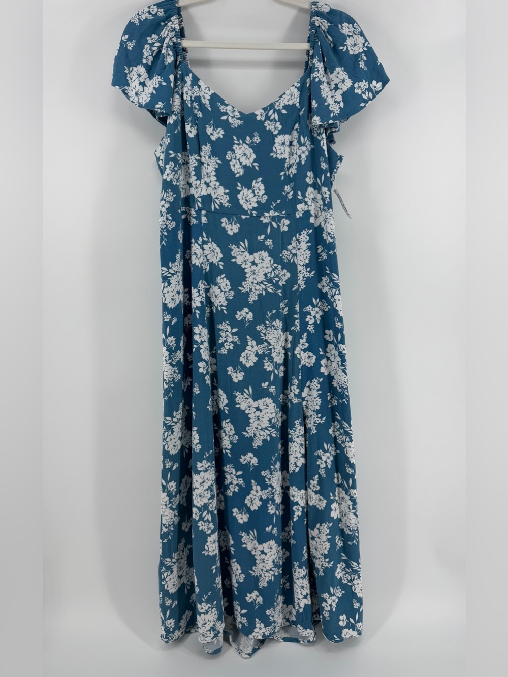NWT Old Navy Flutter-Sleeve Crepe Midi Dress in Blue White Floral, Women's Large - Picture 2 of 10